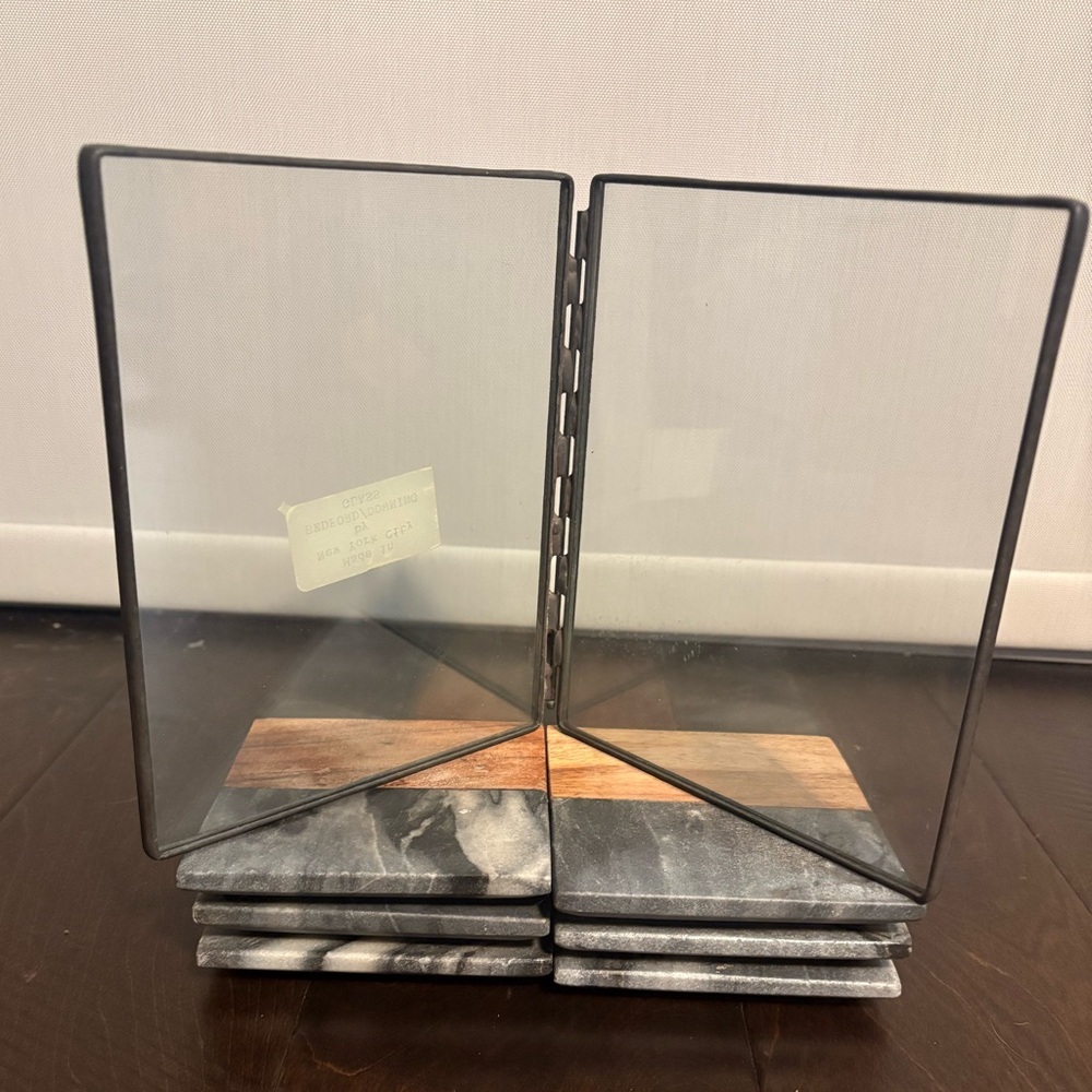 Bedford / Downing Glass Double Frame - Floating - Holds 4” x 6” - New